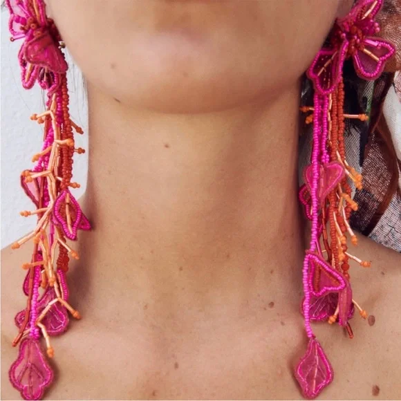 NWT Zara Limited Edition Floral Beaded Earrings - Picture 4 of 8